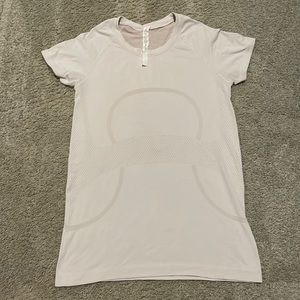 Used lululemon swiftly tech short sleeved shirt